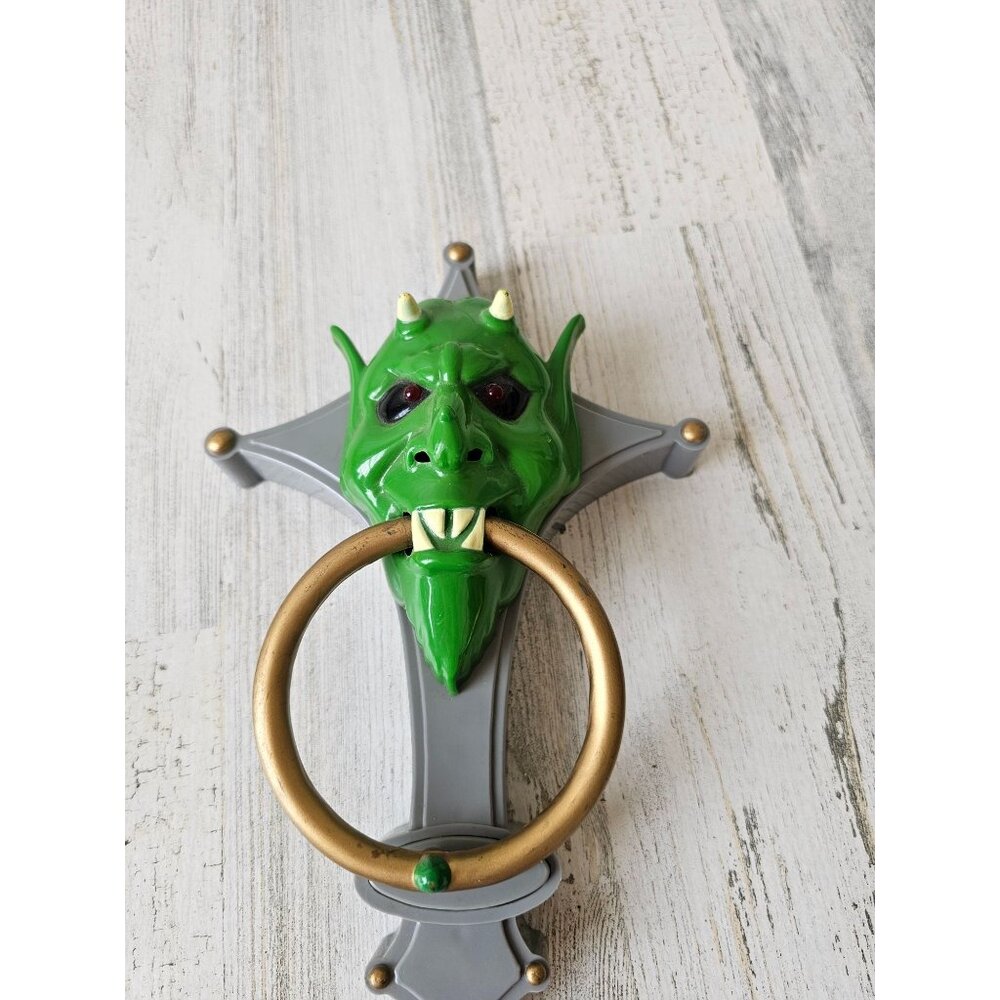 Trendmaster devil demon door knocker Halloween prop hanging‎ light up talking
